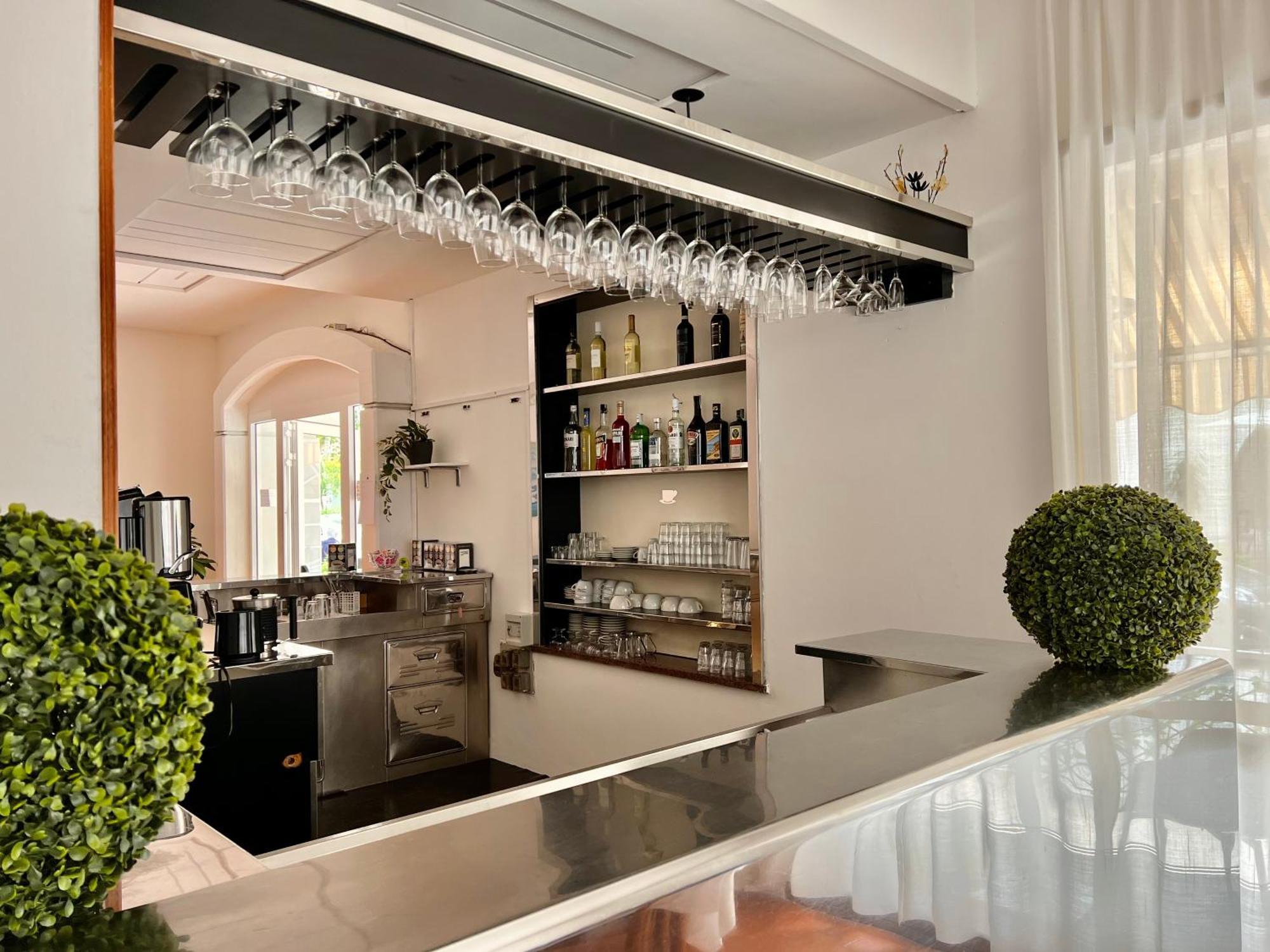 Hotel Villa Dei Fiori ベラーリア・イジェア・マリーナ エクステリア 写真